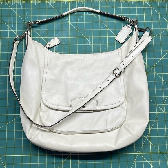 Coach Handbags - COACH Kristin Hobo Ivory / White Leather Crossbody Bag M1275-F22309